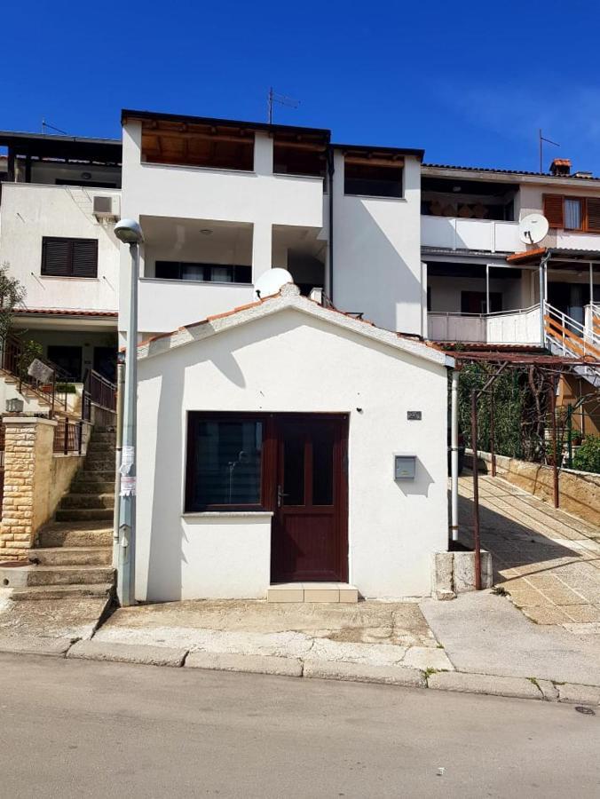 Apartmani Petra PUY Exterior foto