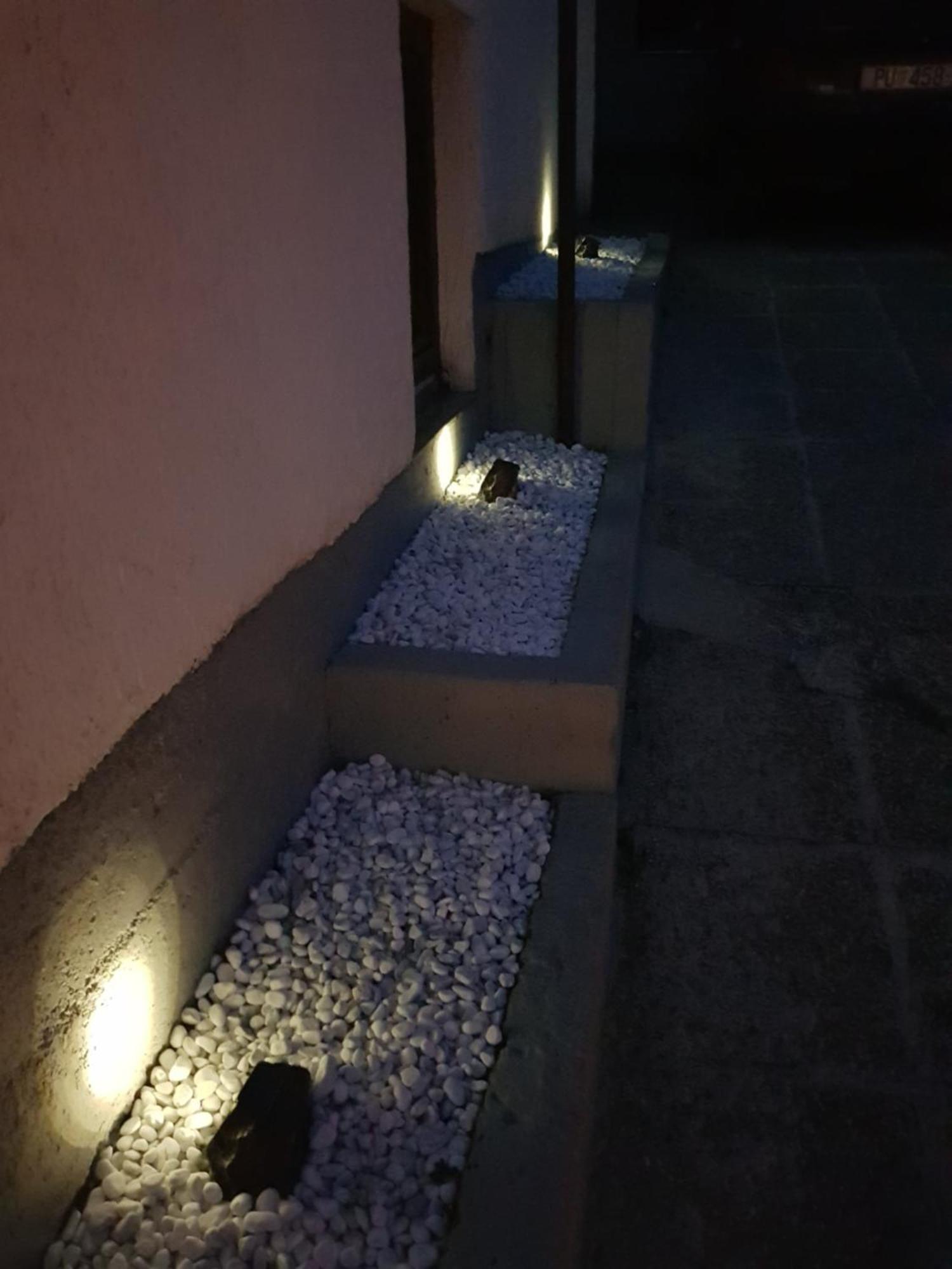 Apartmani Petra PUY Exterior foto
